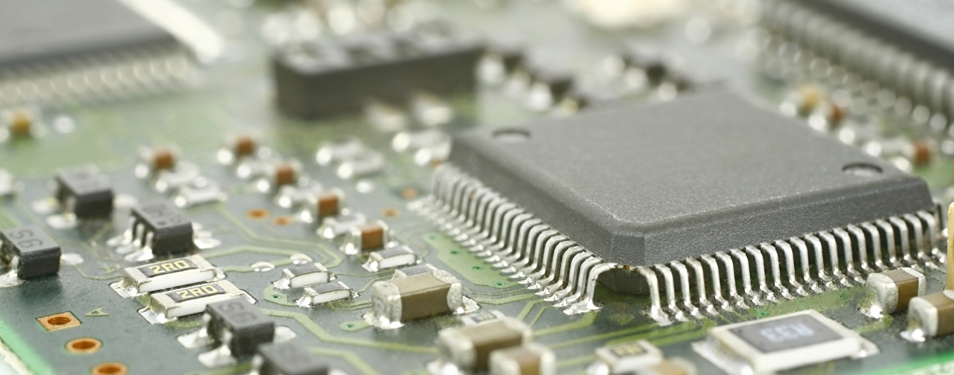 Why Should Your Company Use An Electronics Manufacturing Service?